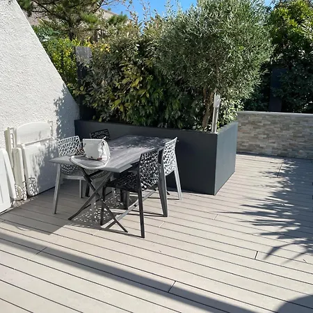 Maison De La à 200 M De La - St Jean De Monts *